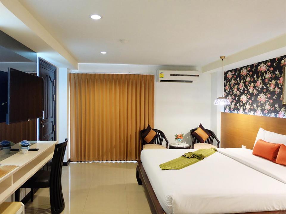 Grand Hill Resort And Spa Nakhon Sawan Exterior foto