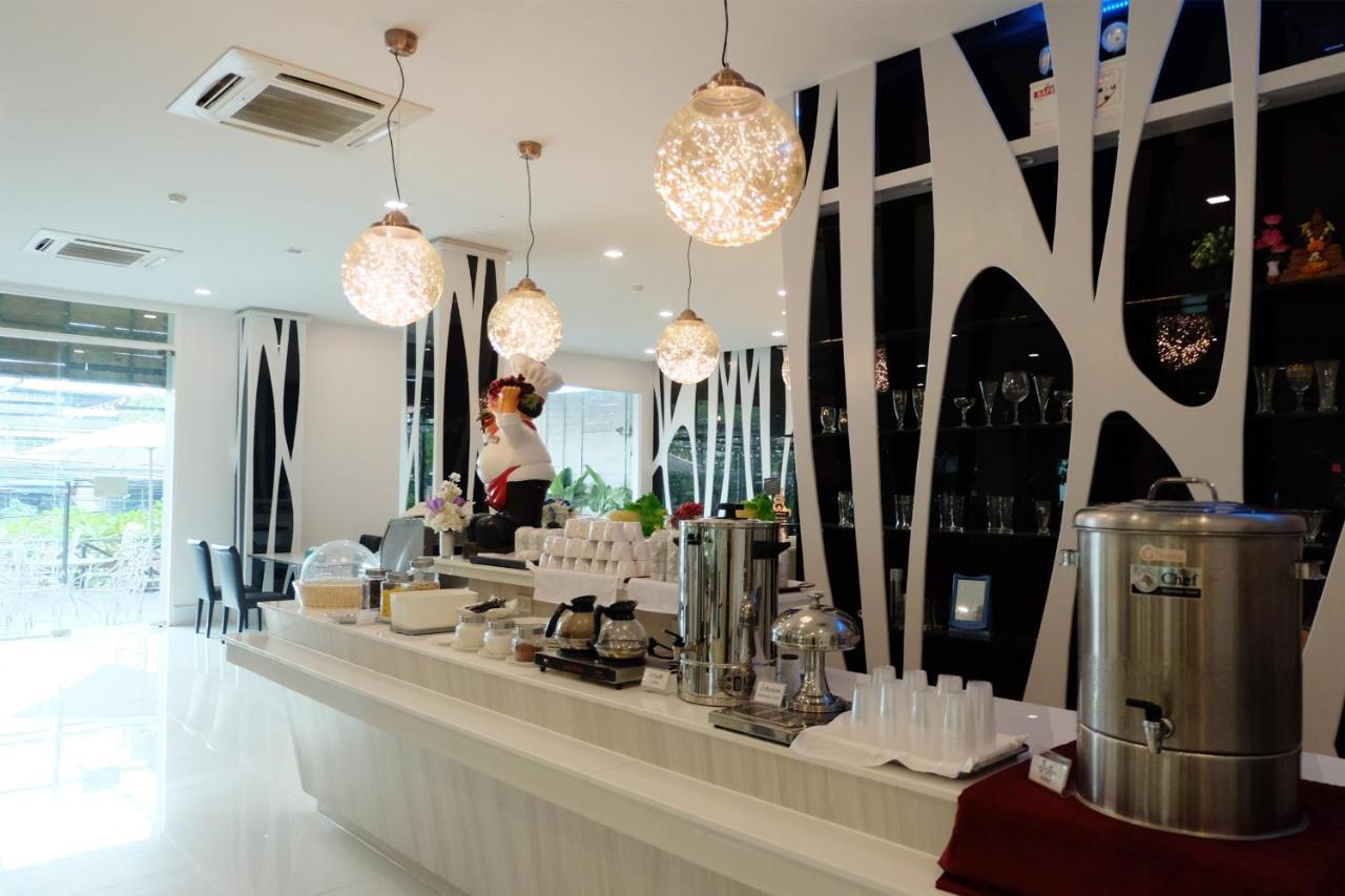 Grand Hill Resort And Spa Nakhon Sawan Exterior foto